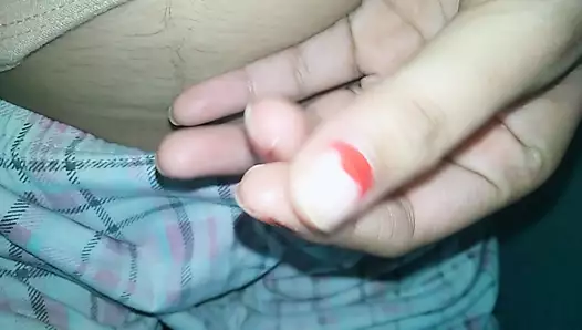 güzel Hintli kız parmaklıyor