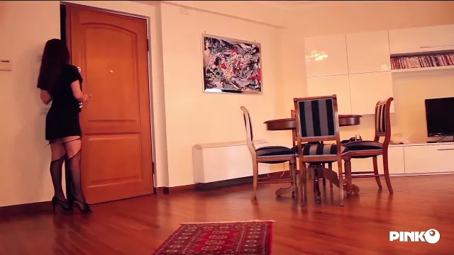 sıkılmış karısı roberta gemma kocası ve erkek arkadaşı sikişir