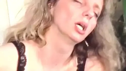 yaramaz Fransız bayanlar azgın erkeklerimi memnun etmeyi sever