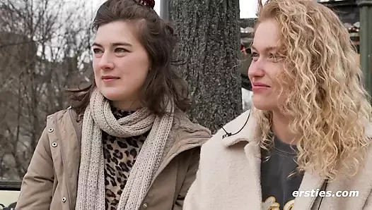 Ersties - Duygu ve zevk patlaması ile lezbiyen buluşma
