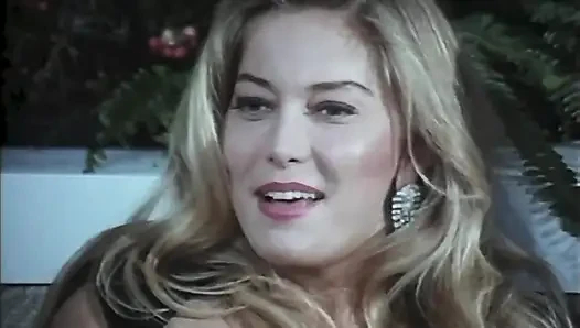 90'ların En ikonik italyan Porno Yıldızlarıyla seks partisi