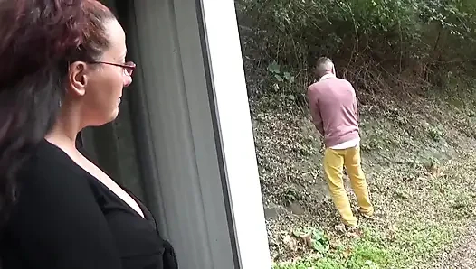 Dışarıda sevişmek her zaman daha heyecan vericidir